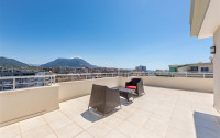 Spacious penthouse 4+1, 250m², 150m from the sea in the center of Tosmur, Alanya-id-2561-photo-19