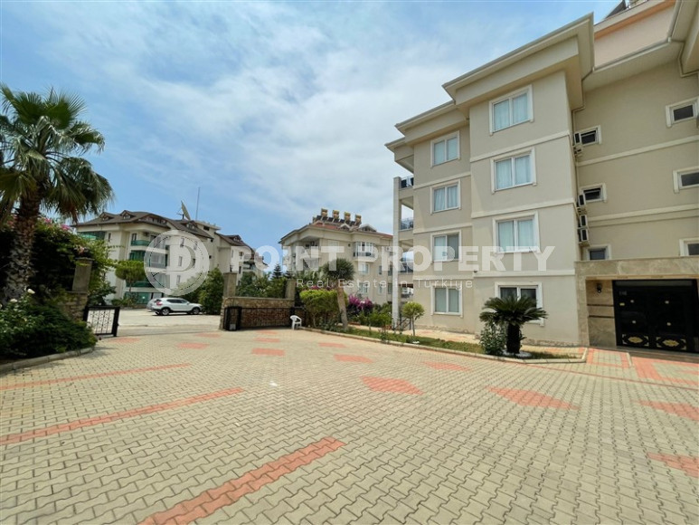 Two-room apartment in the prestigious Oba area. Area 75m2.-id-1221-photo-10
