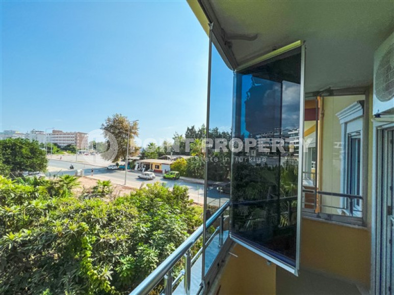 Designer three-room apartment, 125m², in Mahmutlar, Alanya, with sea views-id-2572-photo-20