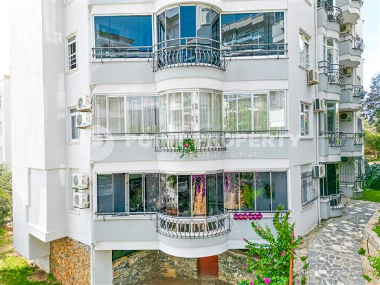 Меблированная трехкомнатная квартира, 107м², в уютной резиденции в районе Алании Тосмур-id-2578-фото-2