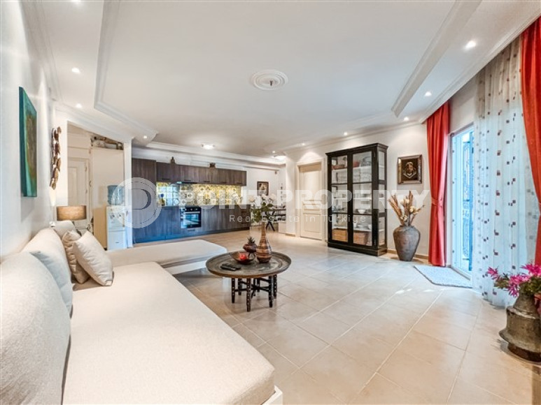 Меблированная трехкомнатная квартира, 107м², в уютной резиденции в районе Алании Тосмур-id-2578-фото-3