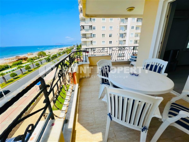 Three bedroom apartment, 155m², with stunning seafront views in Mahmutlar, Alanya-id-2582-photo-32