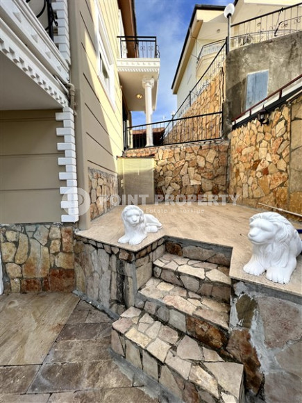 Фешенебельная частная вилла 6+2, 375м², с собственным бассейном в районе Алании - Каргыджак-id-2586-фото-2