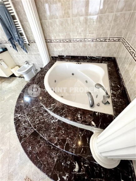 Фешенебельная частная вилла 6+2, 375м², с собственным бассейном в районе Алании - Каргыджак-id-2586-фото-37