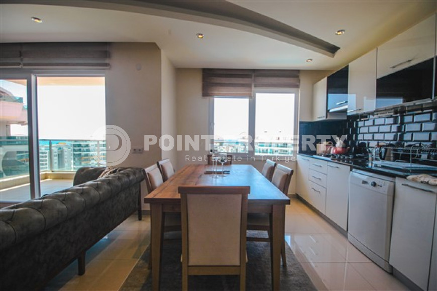 Furnished three-room penthouse, 101m², in a luxury complex in Avsallar, Alanya-id-2588-photo-3