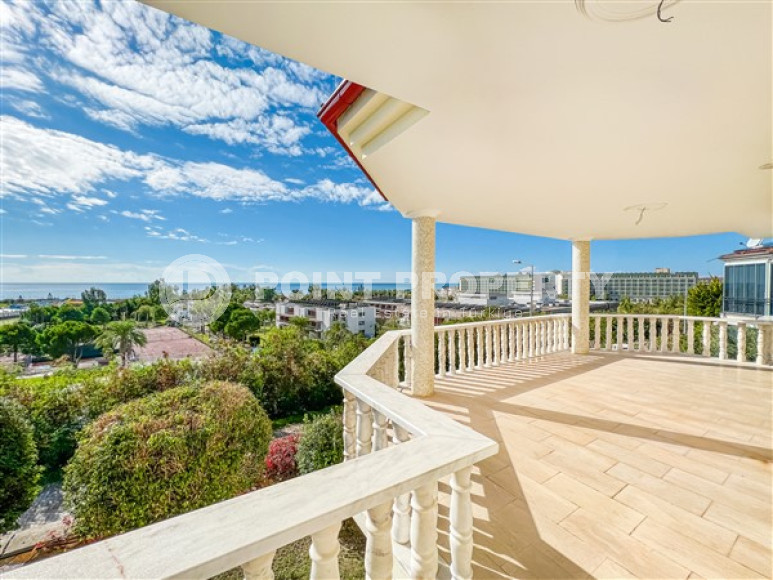 Просторная двухэтажная вилла с четырьмя спальнями, 310м², у моря в районе Алании Конаклы.-id-2590-фото-27