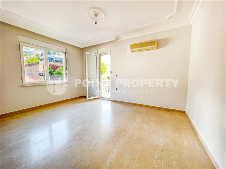 Просторная двухэтажная вилла с четырьмя спальнями, 310м², у моря в районе Алании Конаклы.-id-2590-фото-33