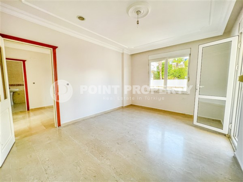 Просторная двухэтажная вилла с четырьмя спальнями, 310м², у моря в районе Алании Конаклы.-id-2590-фото-34