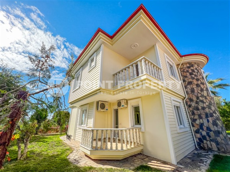 Просторная двухэтажная вилла с четырьмя спальнями, 310м², у моря в районе Алании Конаклы.-id-2590-фото-39