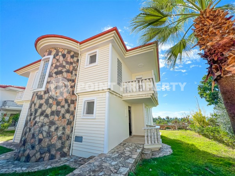 Просторная двухэтажная вилла с четырьмя спальнями, 310м², у моря в районе Алании Конаклы.-id-2590-фото-40