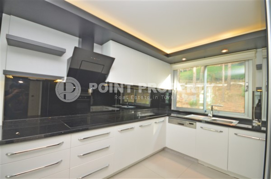 Шикарная квартира планировкой 2+1, с удивительным видом на Средиземное море. 350 метров до моря. Район Каргыджак-id-2594-фото-6