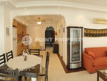 Двухкомнатная квартира в районе Конаклы, в 250 метрах от моря, площадью 110 м2 укомплектованная мебелью-id-2595-фото-3