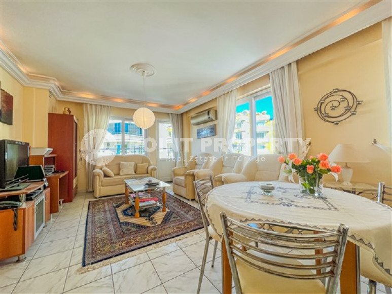 Three-room apartment in the Mahmutlar area, on the first line, with luxurious sea views, 100 m2-id-2596-photo-4