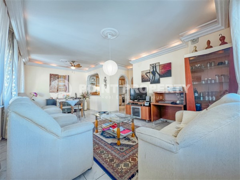 Three-room apartment in the Mahmutlar area, on the first line, with luxurious sea views, 100 m2-id-2596-photo-5