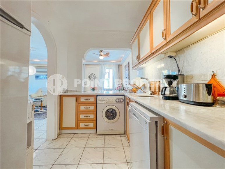 Three-room apartment in the Mahmutlar area, on the first line, with luxurious sea views, 100 m2-id-2596-photo-7