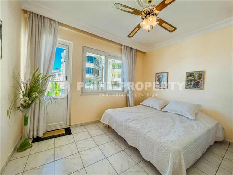 Three-room apartment in the Mahmutlar area, on the first line, with luxurious sea views, 100 m2-id-2596-photo-10