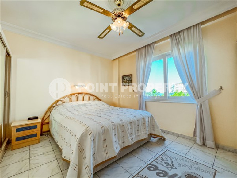 Three-room apartment in the Mahmutlar area, on the first line, with luxurious sea views, 100 m2-id-2596-photo-11