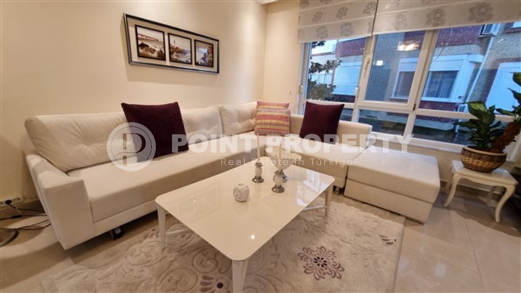 Three-room apartment with furniture in a complex with infrastructure, 90 m², 250 meters from the sea, in the Oba area, Alanya-id-2599-photo-3