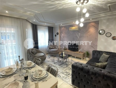 Three-room apartment renovated and new furniture in a complex with infrastructure, 110 m², 250 meters from the sea, in the Oba area, Alanya-id-2601-photo-4