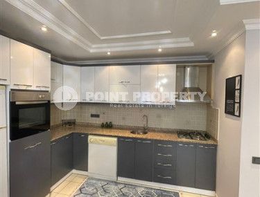 Three-room apartment renovated and new furniture in a complex with infrastructure, 110 m², 250 meters from the sea, in the Oba area, Alanya-id-2601-photo-5