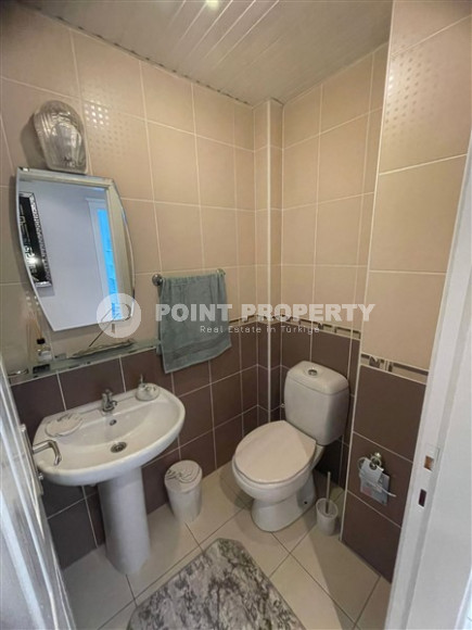 Three-room apartment renovated and new furniture in a complex with infrastructure, 110 m², 250 meters from the sea, in the Oba area, Alanya-id-2601-photo-15