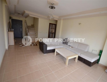 Spacious penthouse with four bedrooms, three bathrooms and two terraces in Oba, Alanya (4+1), 650 meters from the sea-id-2602-photo-2