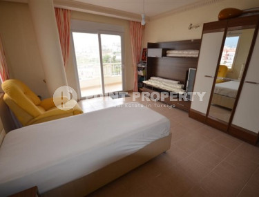 Spacious penthouse with four bedrooms, three bathrooms and two terraces in Oba, Alanya (4+1), 650 meters from the sea-id-2602-photo-5