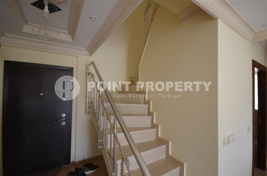 Spacious penthouse with four bedrooms, three bathrooms and two terraces in Oba, Alanya (4+1), 650 meters from the sea-id-2602-photo-8