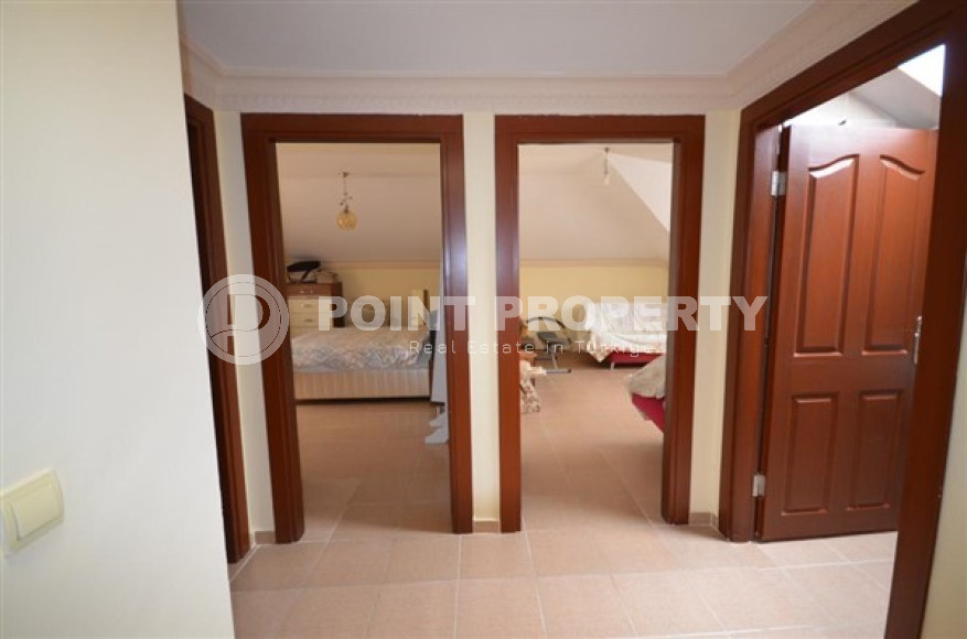 Spacious penthouse with four bedrooms, three bathrooms and two terraces in Oba, Alanya (4+1), 650 meters from the sea-id-2602-photo-14