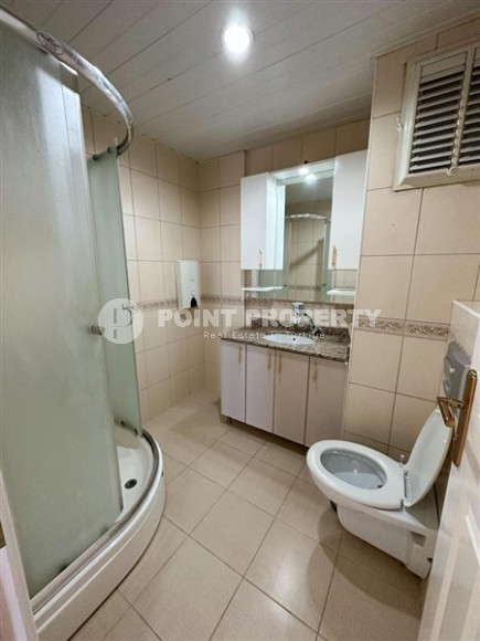 Cozy three-room apartment, ready to move in, 100 m², 1500 meters from the sea, in the Upper Oba area, Alanya-id-2603-photo-17