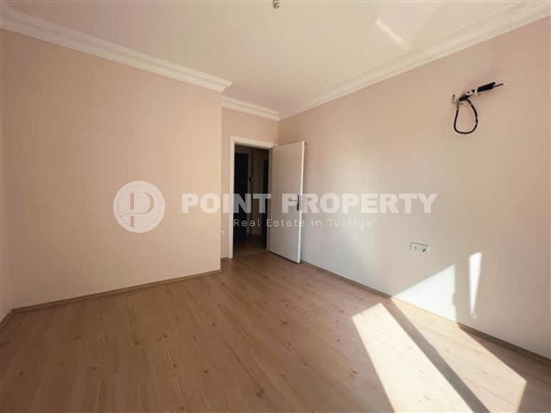 Three-room apartment, 125m², with separate kitchen, unfurnished, in Mahmutlar area-id-2609-photo-8