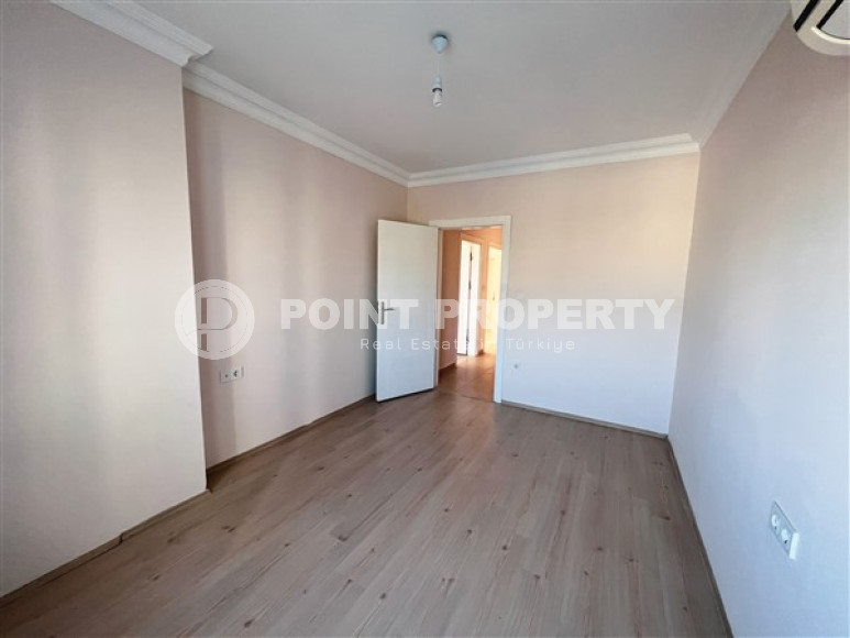 Three-room apartment, 125m², with separate kitchen, unfurnished, in Mahmutlar area-id-2609-photo-14