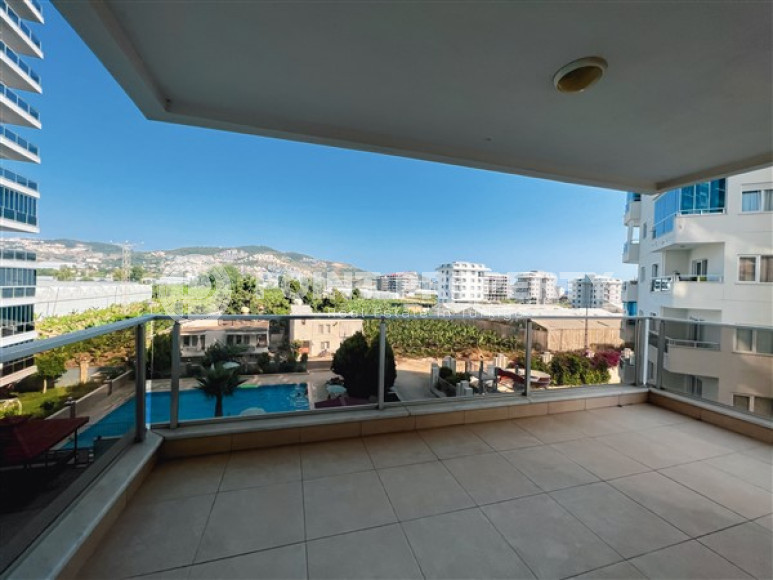 Three-room apartment, 125m², with separate kitchen, unfurnished, in Mahmutlar area-id-2609-photo-19