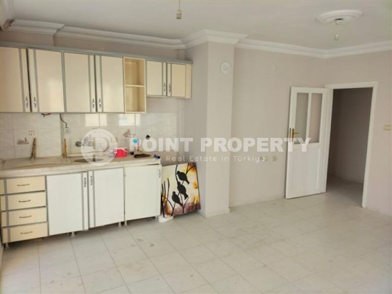 Two bedroom apartment, 85m², in a residence with a swimming pool, by the sea, in the center of Mahmutlar-id-2611-photo-3