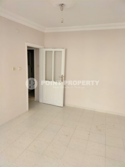 Two bedroom apartment, 85m², in a residence with a swimming pool, by the sea, in the center of Mahmutlar-id-2611-photo-9