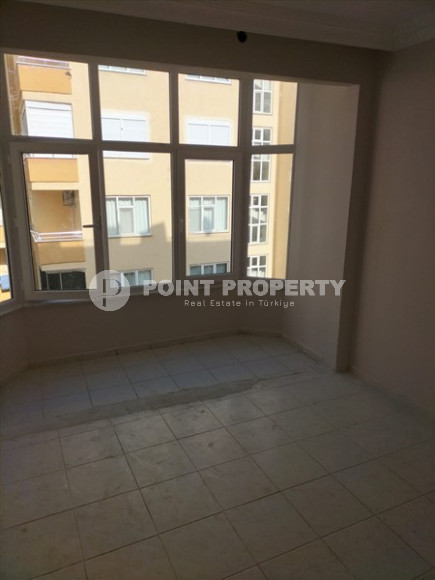 Two bedroom apartment, 85m², in a residence with a swimming pool, by the sea, in the center of Mahmutlar-id-2611-photo-10