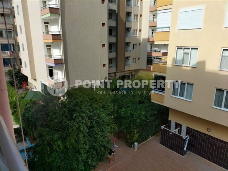 Two bedroom apartment, 85m², in a residence with a swimming pool, by the sea, in the center of Mahmutlar-id-2611-photo-14