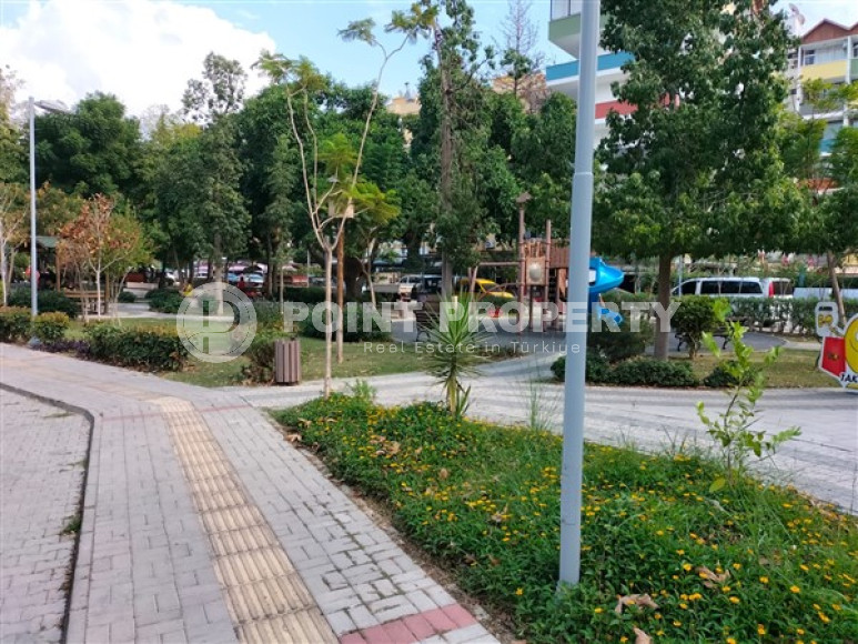 Two bedroom apartment, 85m², in a residence with a swimming pool, by the sea, in the center of Mahmutlar-id-2611-photo-20