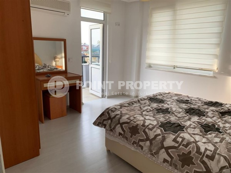Large three-room apartment with a beautiful garden plot, 120 m2, next to Cleopatra Beach, in the center of Alanya-id-2613-photo-7