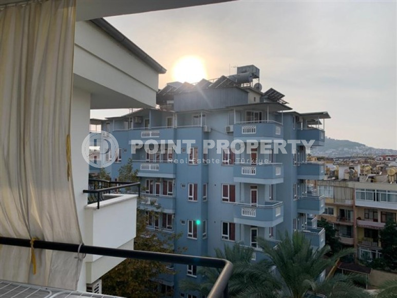 Large three-room apartment with a beautiful garden plot, 120 m2, next to Cleopatra Beach, in the center of Alanya-id-2613-photo-18