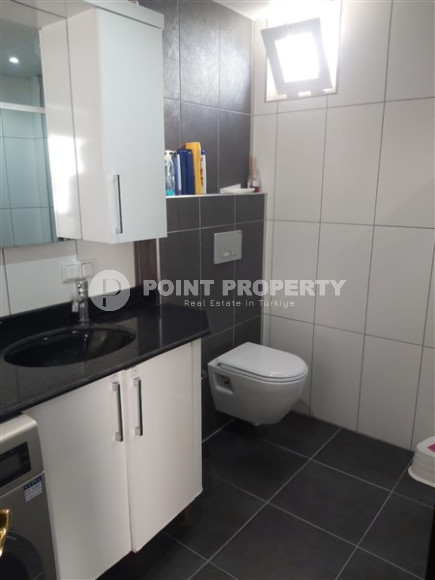 Comfortable 1+1 apartment in the very center of Alanya, 75 m2, well renovated and furnished-id-2614-photo-11