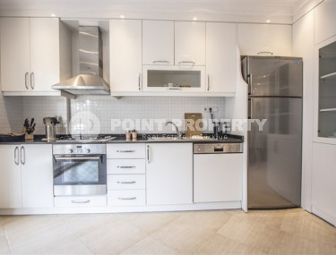 Bright three-room apartment, in a low-rise complex built in 2006, with an area of 90 m2, in the central area of Alanya-id-2615-photo-5