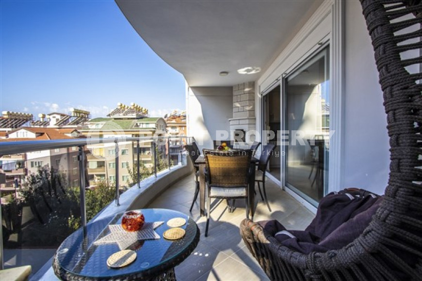 Bright three-room apartment, in a low-rise complex built in 2006, with an area of 90 m2, in the central area of Alanya-id-2615-photo-15