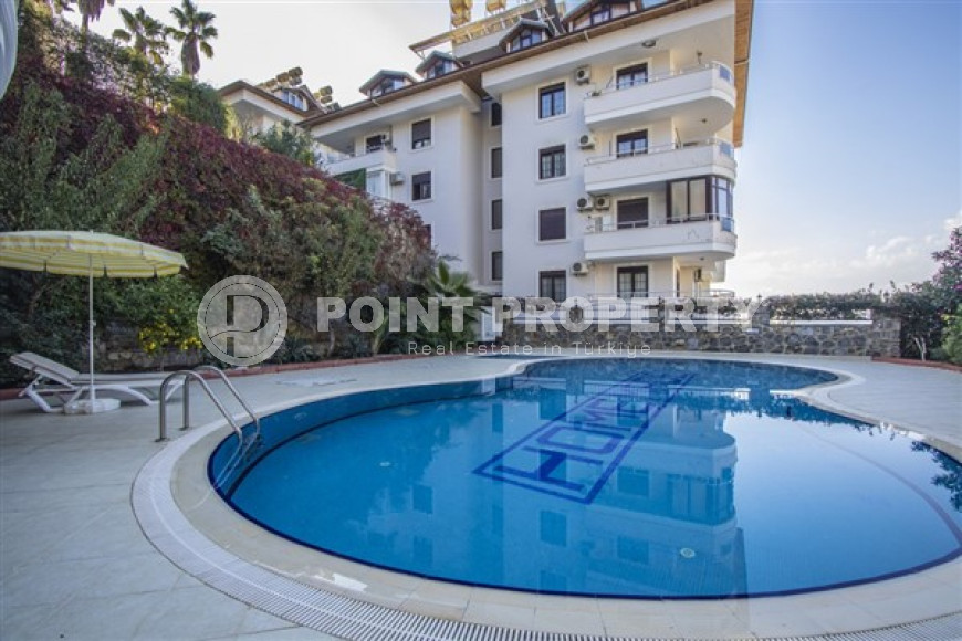 Bright three-room apartment, in a low-rise complex built in 2006, with an area of 90 m2, in the central area of Alanya-id-2615-photo-23