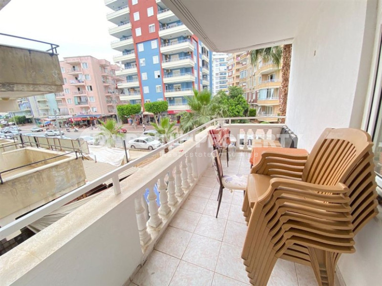 Бюджетный вариант трехкомнатной квартиры с отдельной кухней в Тосмуре, 110м2-id-1225-фото-9