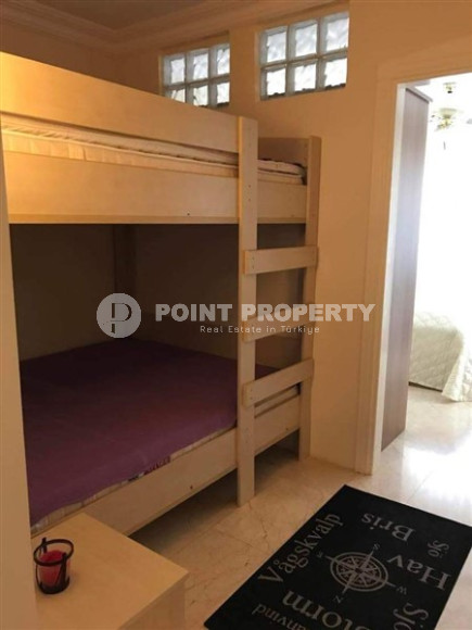 Готовые к проживанию апартаменты, 3+1, укомплектованные мебелью и бытовой техникой, в районе Тосмур, в 500 метрах от моря-id-2618-фото-9