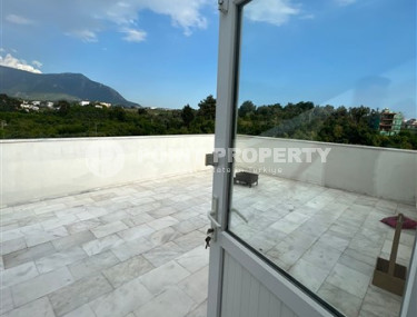 Well-maintained penthouse for a large family, 4+1, 280 m², at the foot of the Toros Mountains in the Alanya region - Upper Oba-id-2621-photo-2