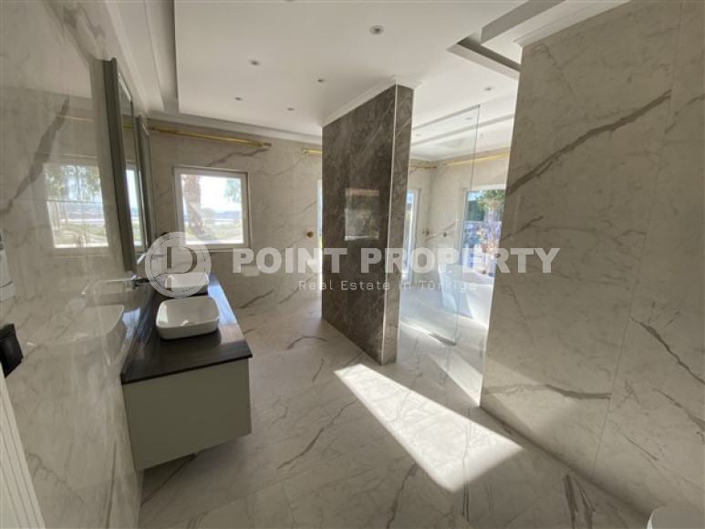 Luxurious two-storey villa 6+3, 601m², with designer interior in Demirtas area, Alanya-id-2622-photo-21