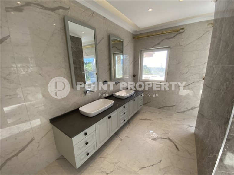 Luxurious two-storey villa 6+3, 601m², with designer interior in Demirtas area, Alanya-id-2622-photo-24