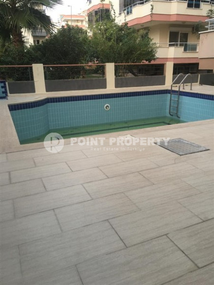 One-bedroom apartment, 60m², in a residence with a swimming pool in Mahmutlar at an attractive price-id-2623-photo-8